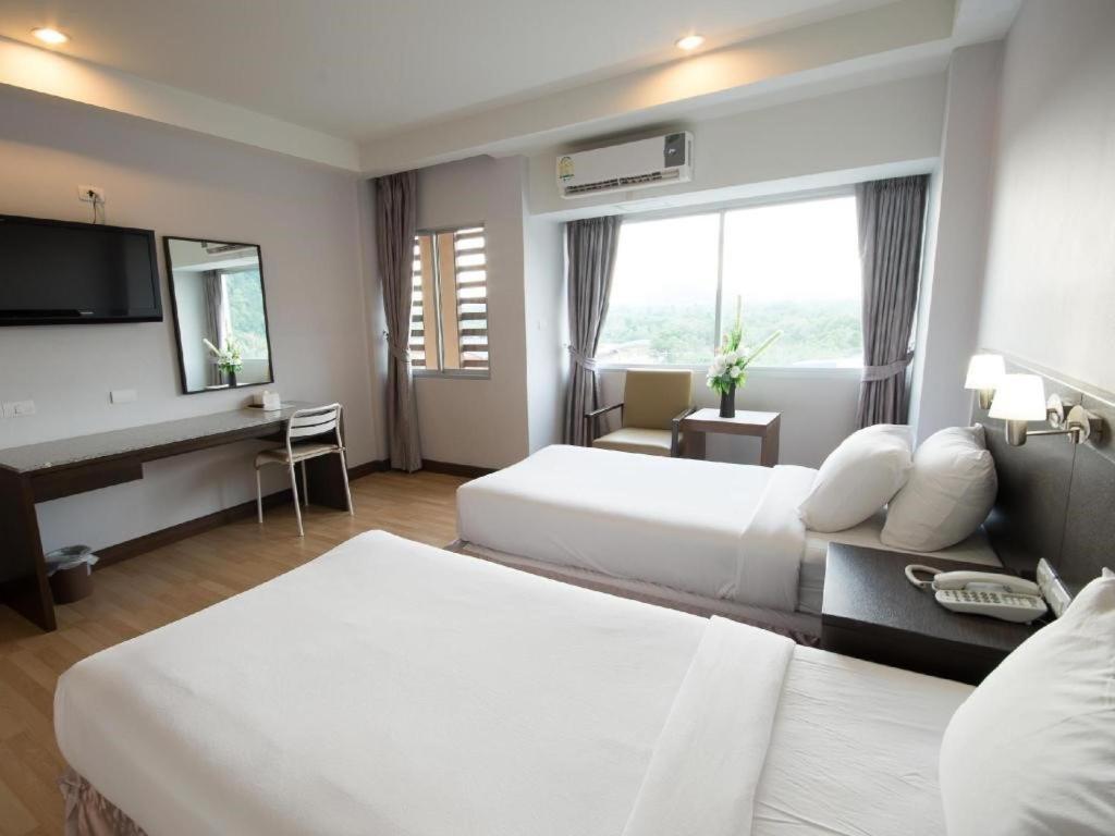 Sinkiat Buri Hotel Сатун Екстериор снимка