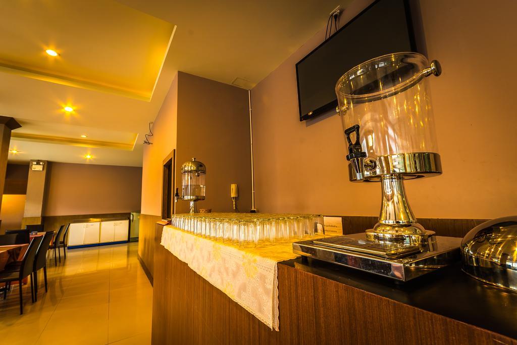 Sinkiat Buri Hotel Сатун Екстериор снимка