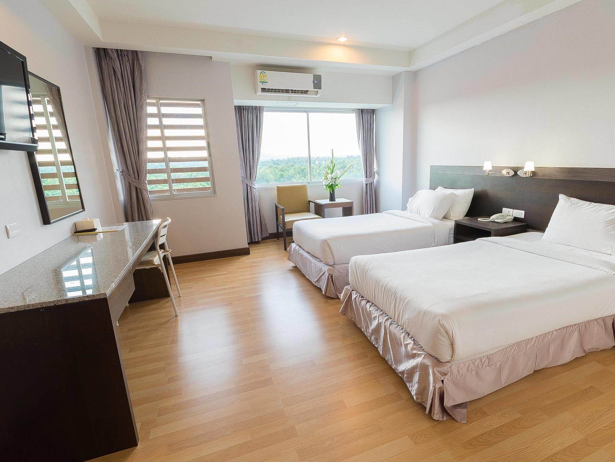 Sinkiat Buri Hotel Сатун Екстериор снимка
