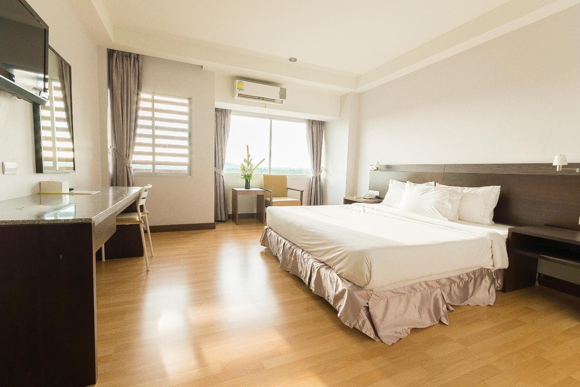 Sinkiat Buri Hotel Сатун Екстериор снимка